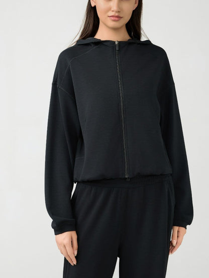 Hooded zip sweatshirt with pockets