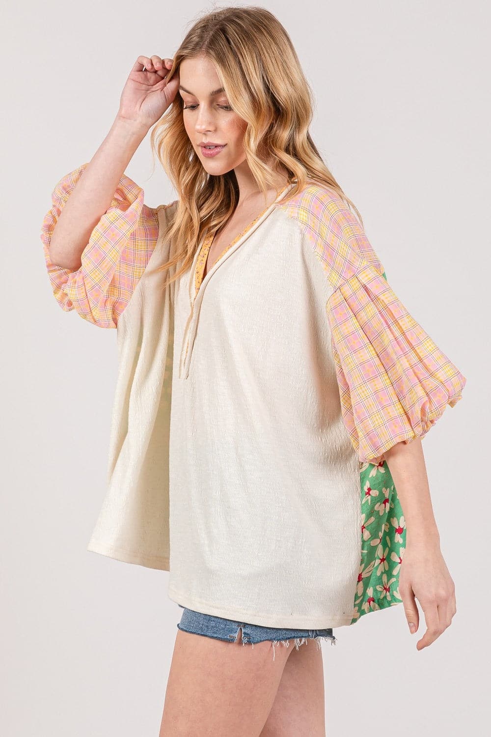 SAGE + FIG Color Block Bubble Sleeve Top.