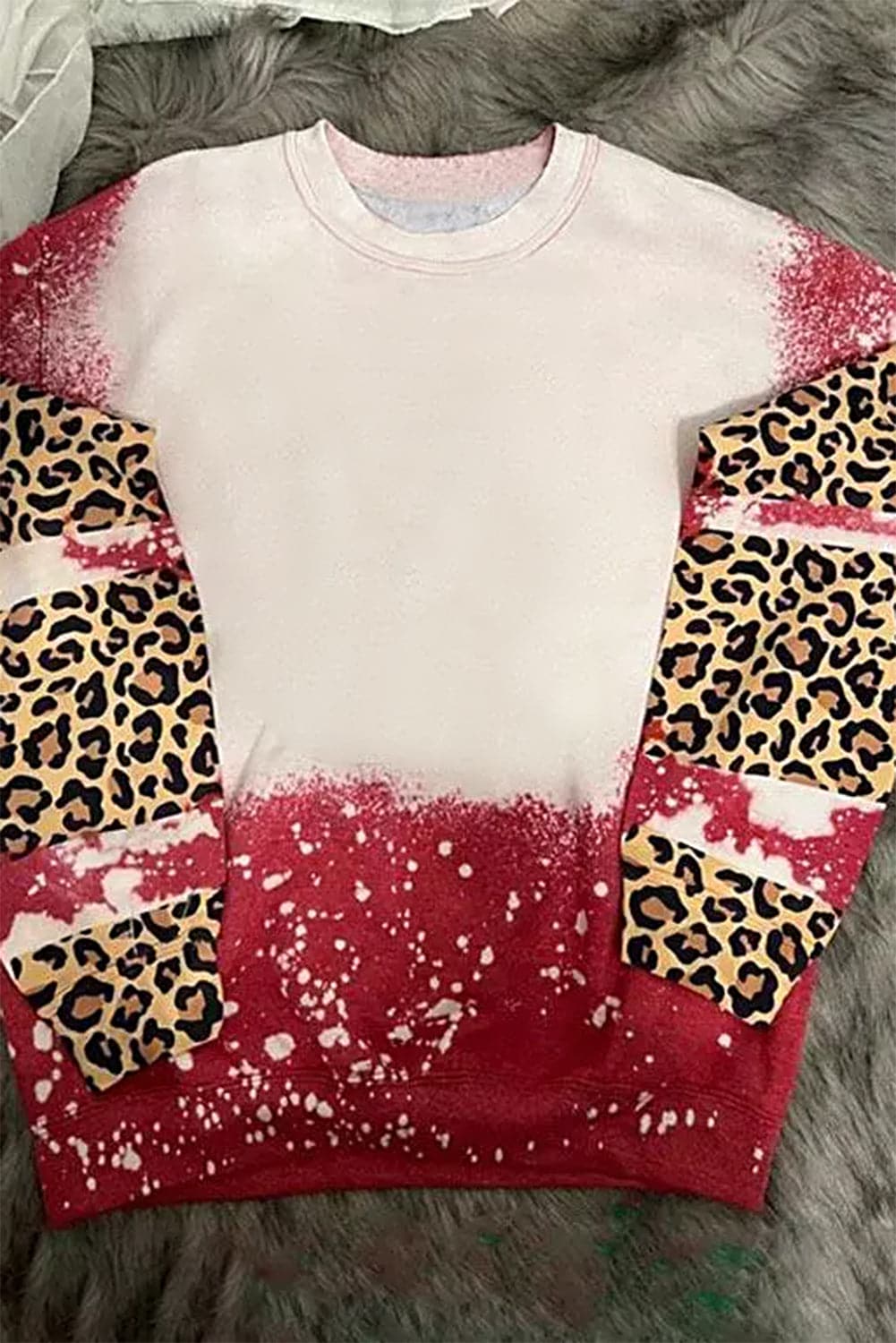 Leopard Round Neck Long Sleeve T-Shirt.