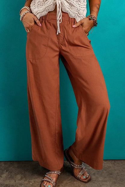 Chic wide leg trousers with convenient pockets