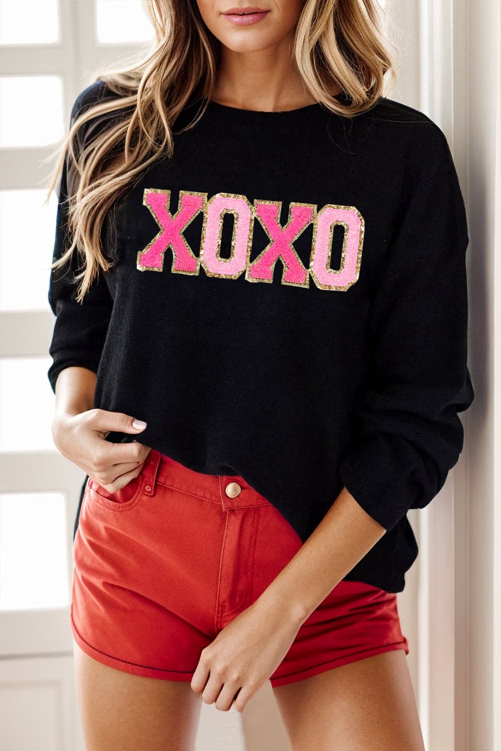 Round Neck Long Sleeve Sweater.