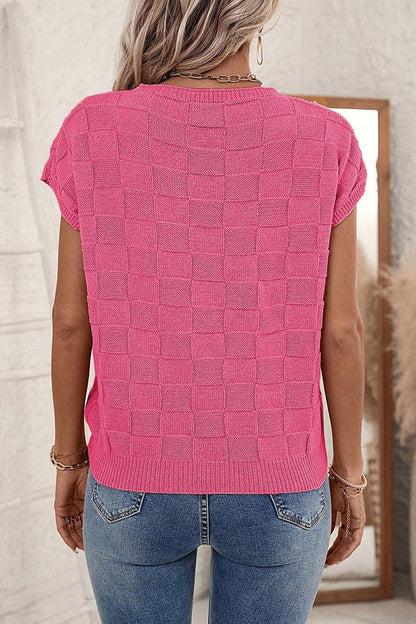 Pocketed Checkered Round Neck Knit Top.