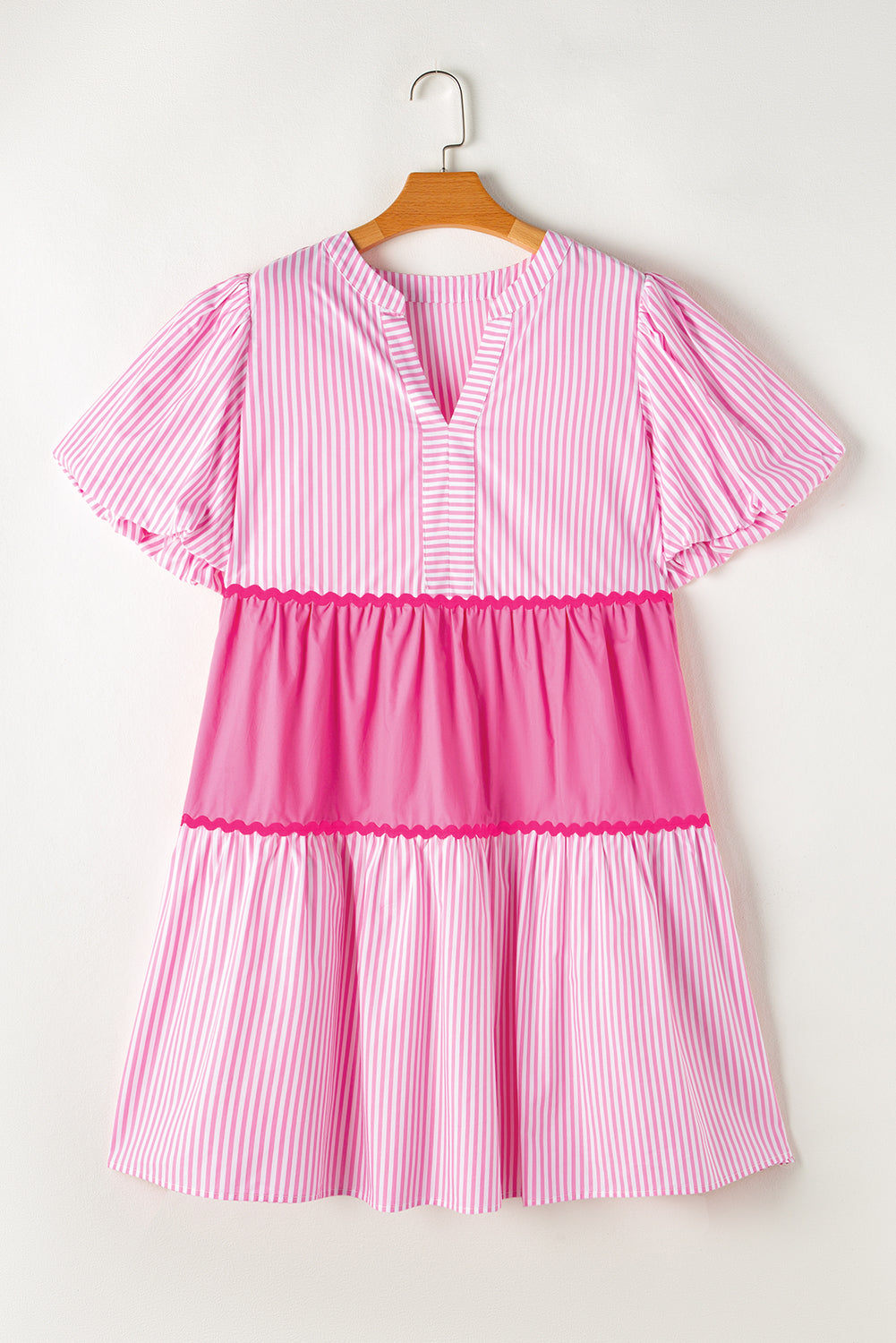 Chic pink striped block puff sleeve plus size dress