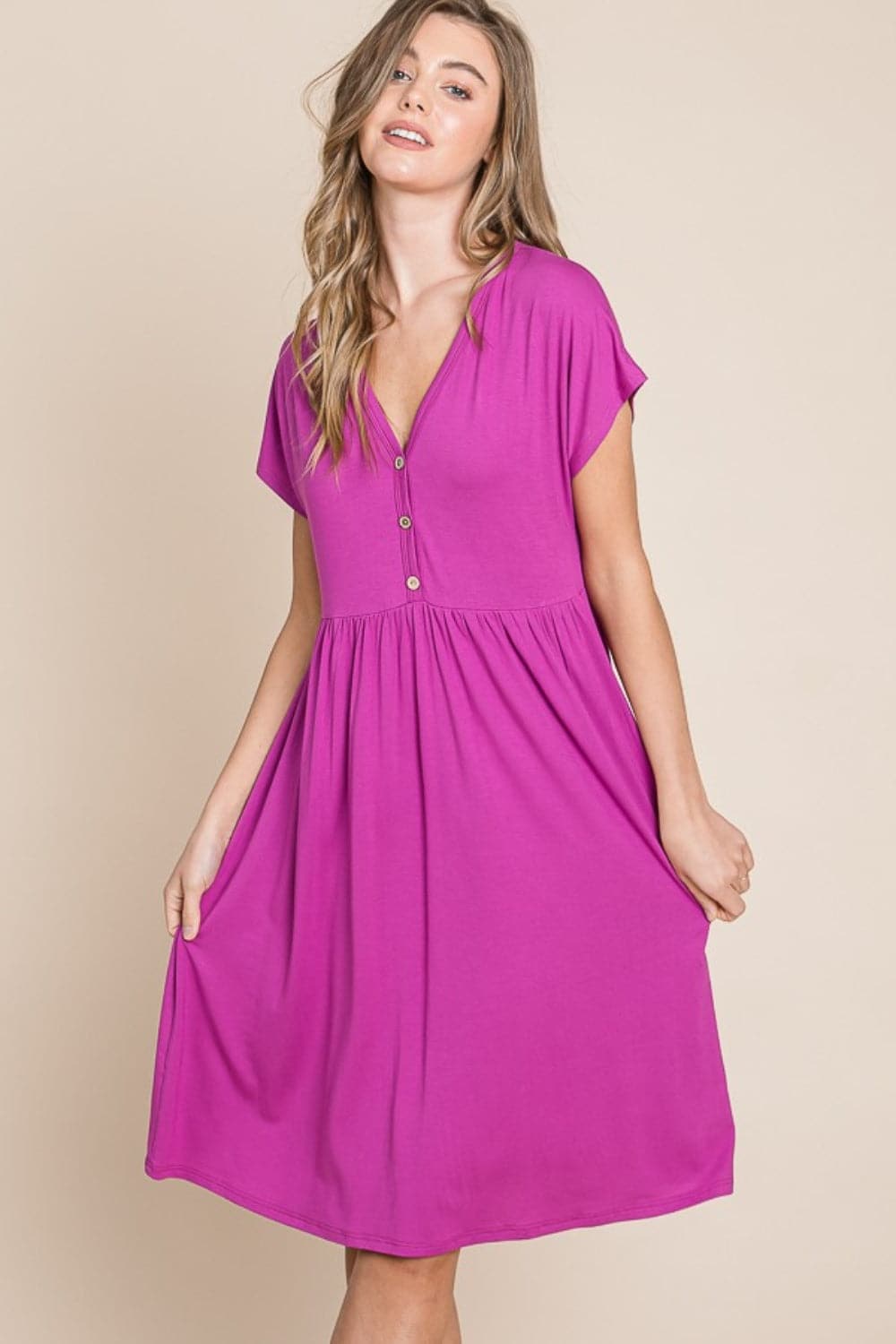 BOMBOM V-Neck Short Sleeve Dress.