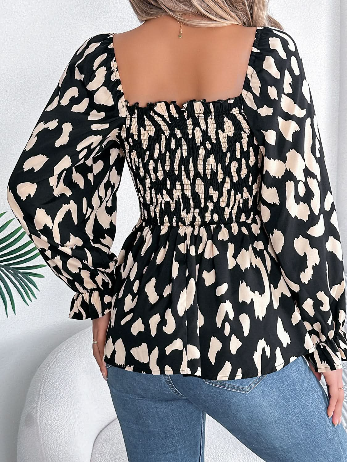 Ruffled square neck blouse with flounce sleeves