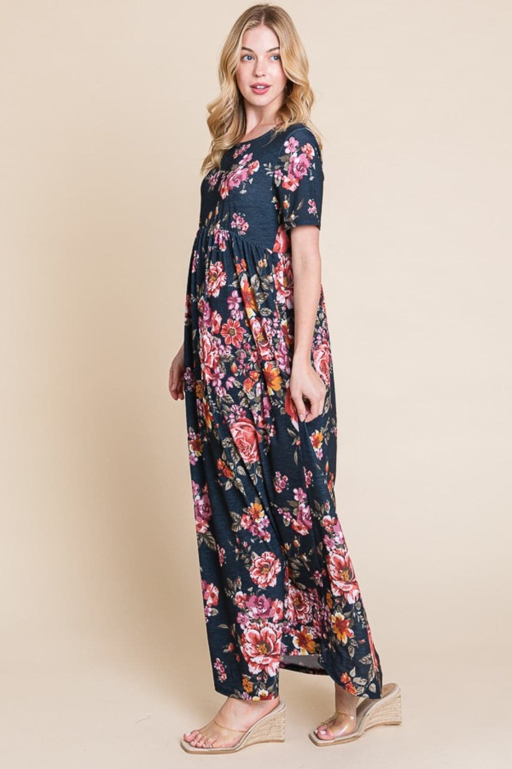 BOMBOM Floral Short Sleeve Maxi Dress.