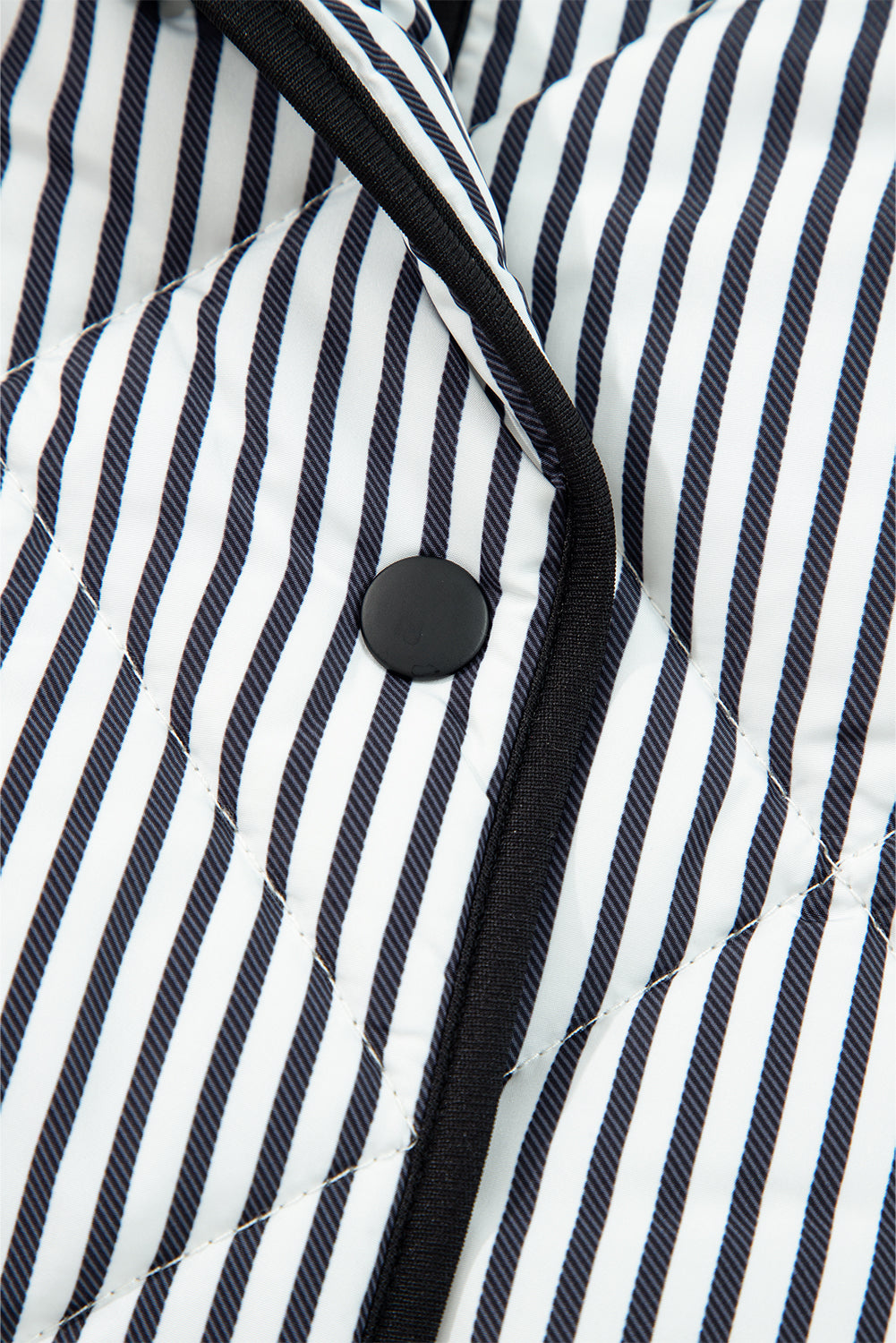 Black Stripe Winter Vest With Contrast Trim And Snap Button Collared Closure For Layering Dear-Lover Dropshipping