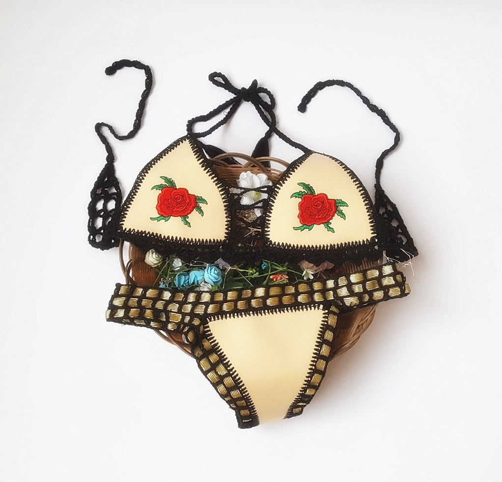 Bikini Crochet Embroidery Rose Women Swimsuit High Elastic Embroidered Split Swimsuit Bikini Bella Mia