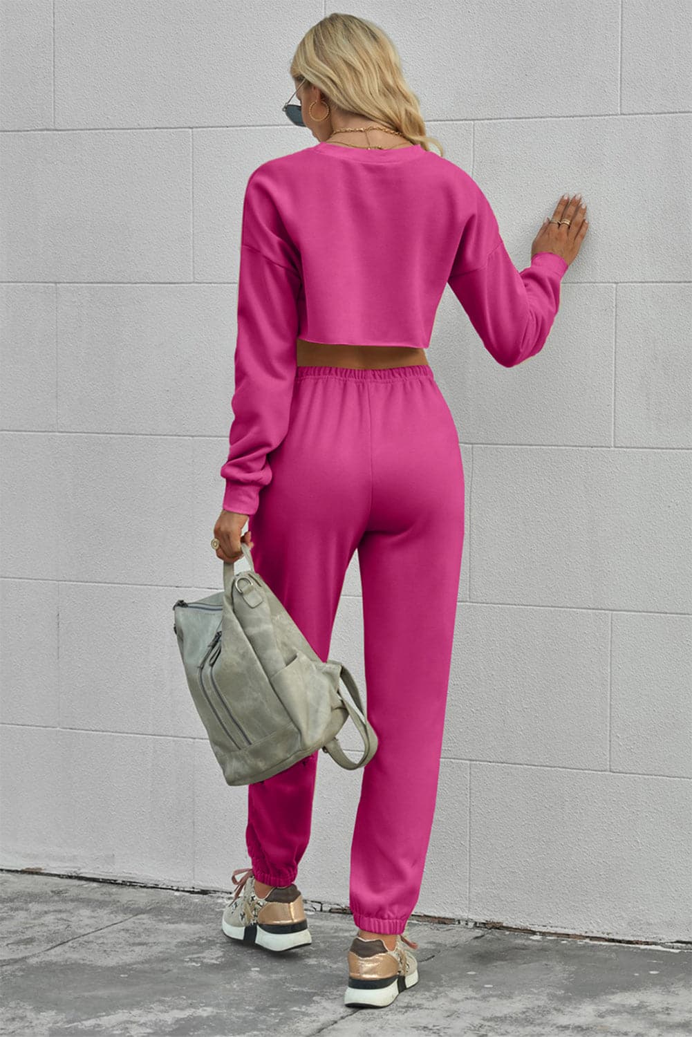 Round Neck Long Sleeve Cropped Top and Pants Set.