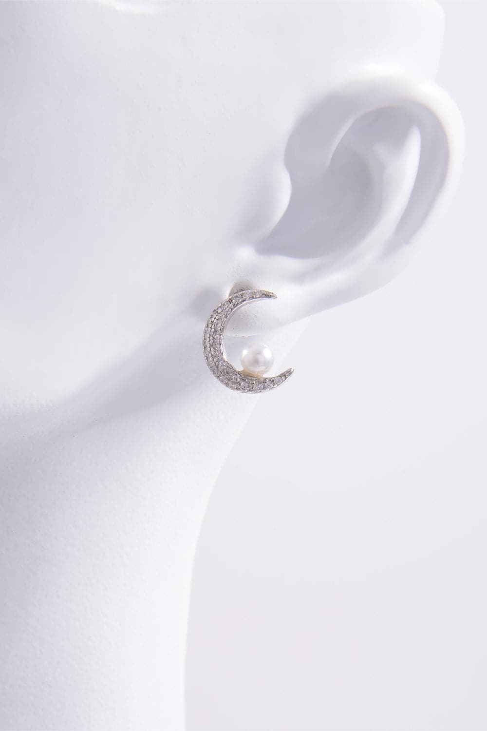 925 Sterling Silver Zircon Moon Shape Earrings.