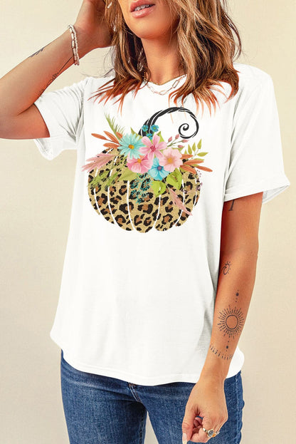 Pumpkin Graphic Round Neck Short Sleeve T-Shirt.