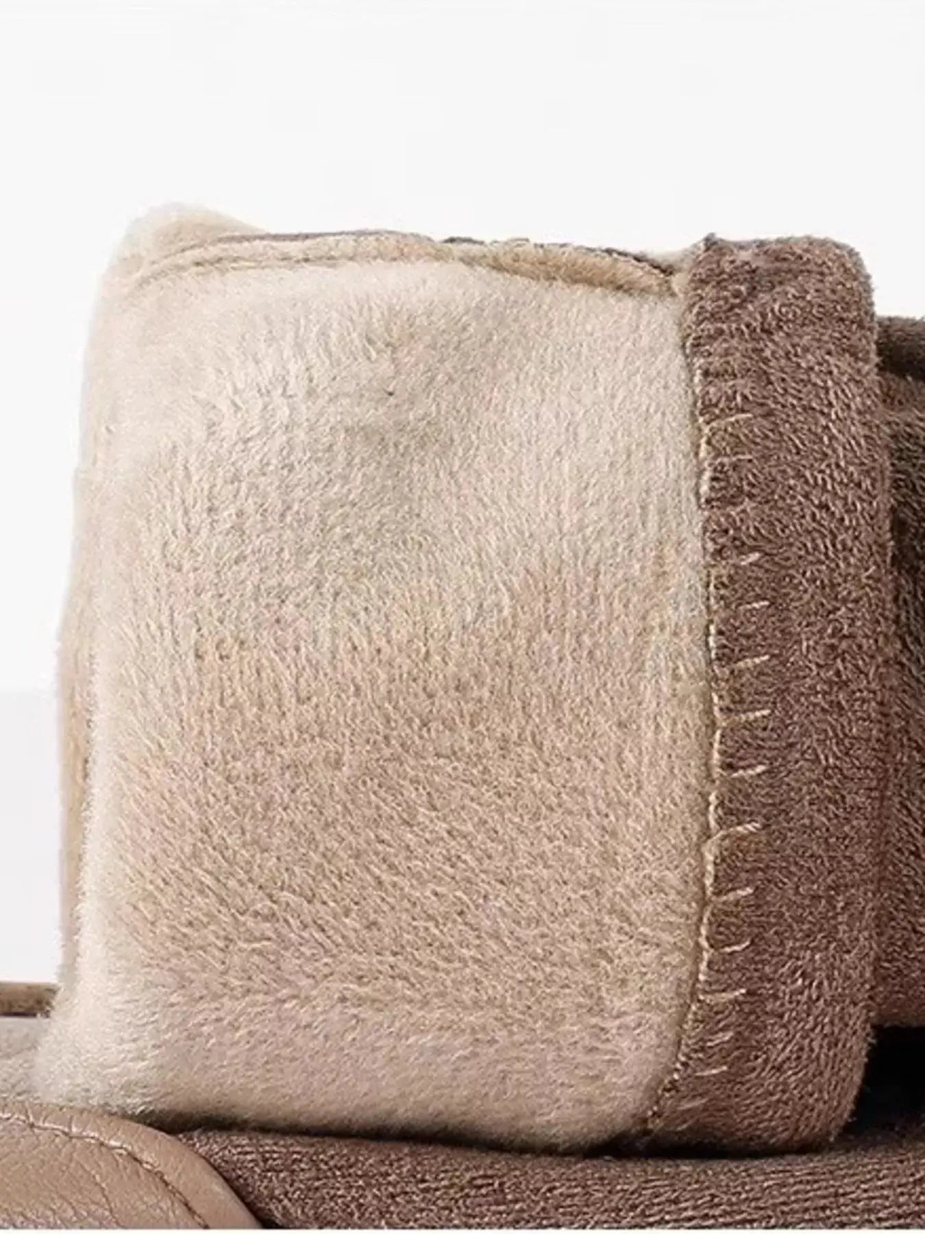 Lightweight Touchscreen Gloves Simply Love