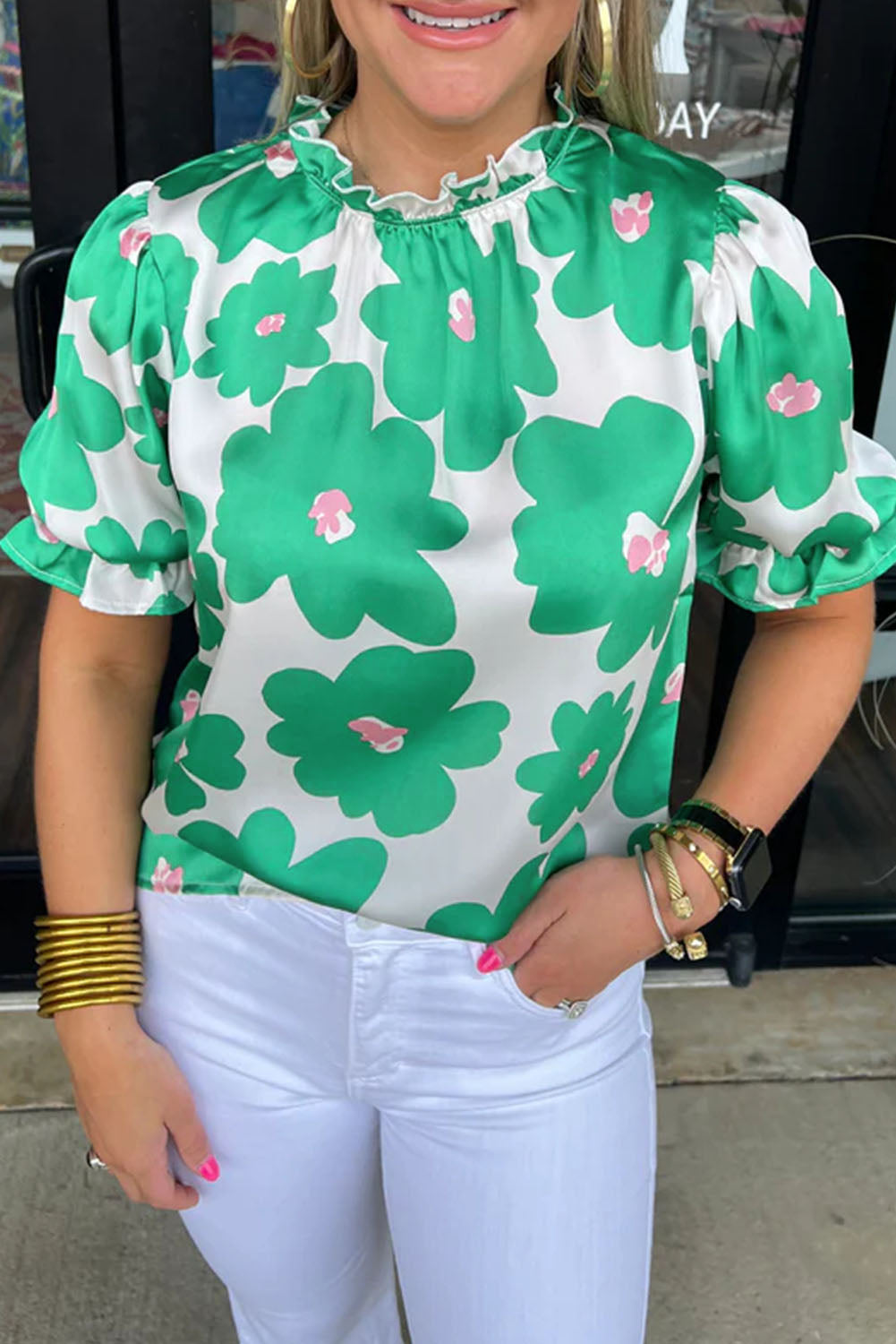 Chic green floral ruffle blouse with puff sleeves