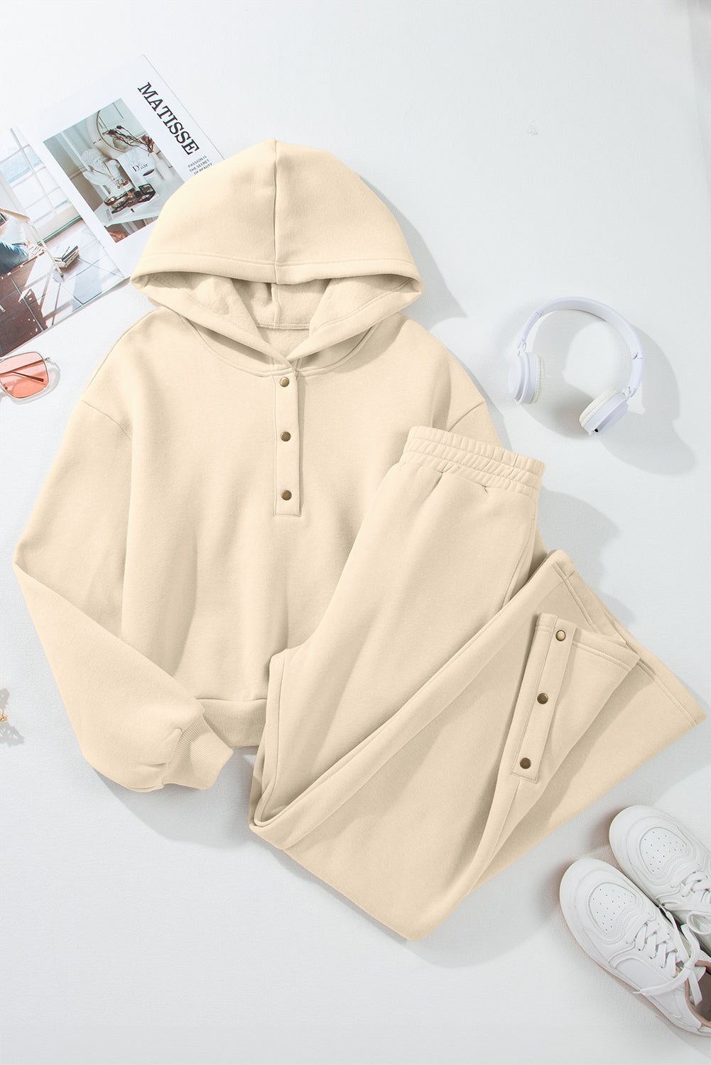 Parchment hoodie & high-waist set