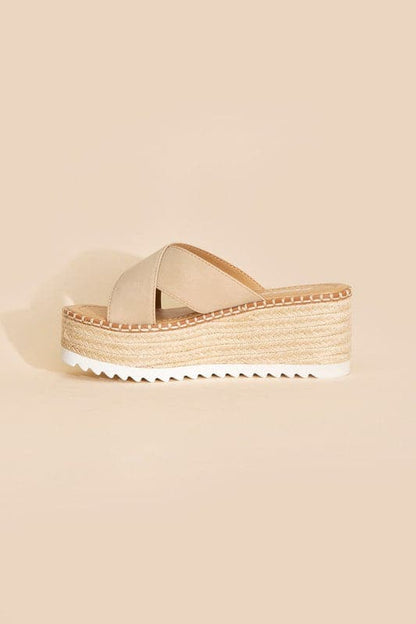 Height-S-Raffia Platform slides.