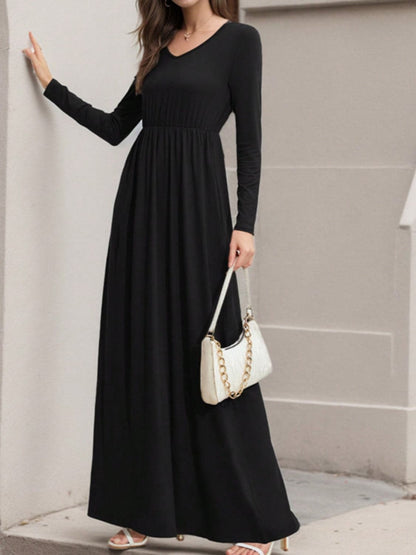 Pocketed V-Neck Long Sleeve Maxi Dress.