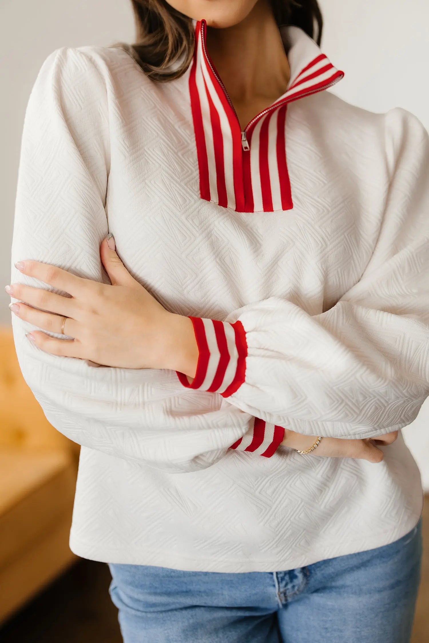 White Textured Knit Zipped Collar Pullover With Striped Contrast Accent Dear-Lover Dropshipping