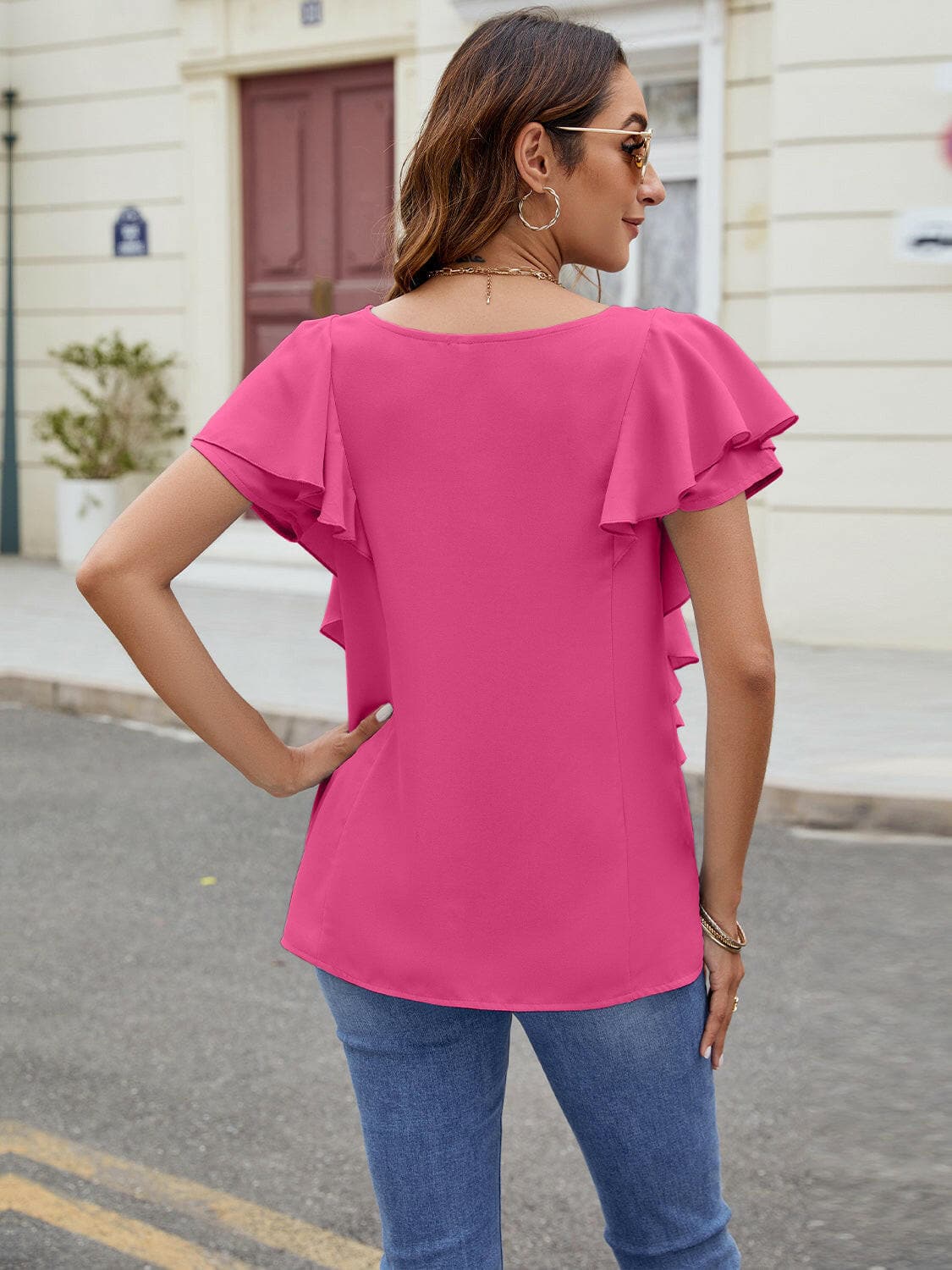 Ruffled V-Neck Short Sleeve TopRuffled V-Neck Short Sleeve Top

Introducing our elegant Ruffled V-Neck Short Sleeve Top, a must-have addition to your wardrobe for a touch of sophistication and styLove Salve -Neck Short Sleeve TopT-Shirts