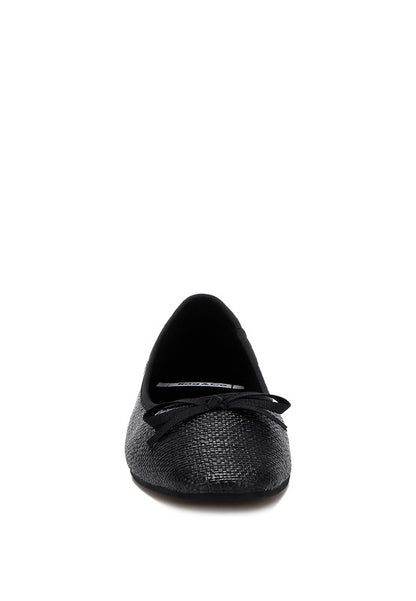 Elegant raffia ballet flats - bow detail