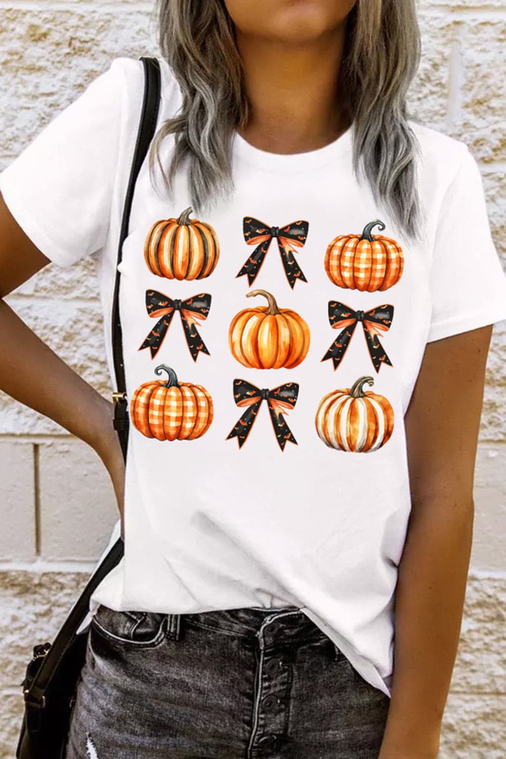 Pumpkin Round Neck Short Sleeve T-Shirt.