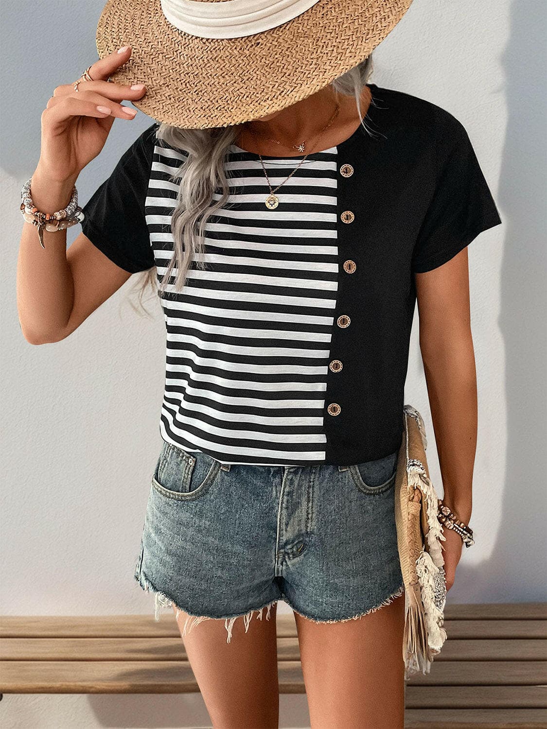 Striped Round Neck Short Sleeve T-Shirt.