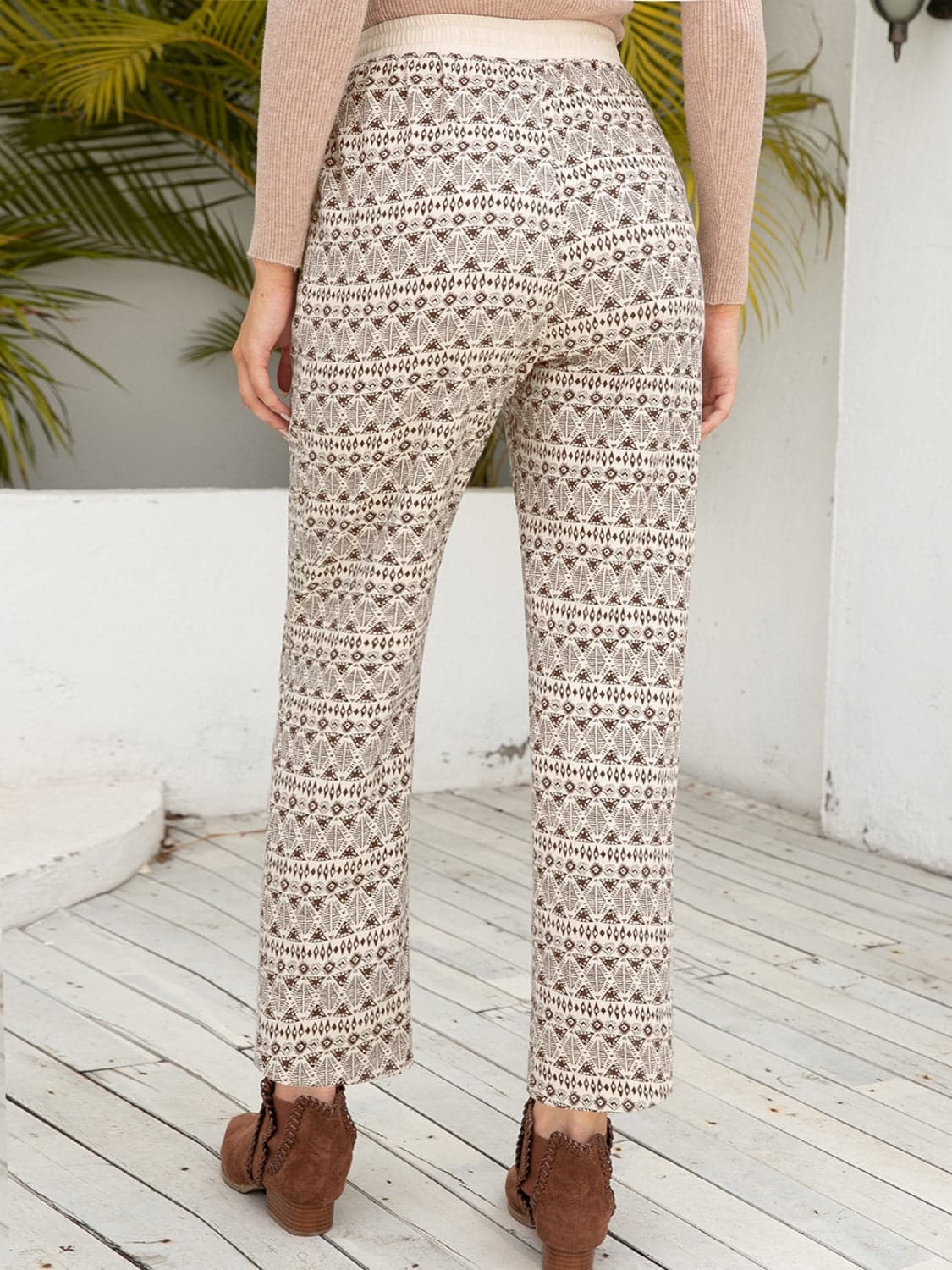 Tied Printed Pants with Pockets.