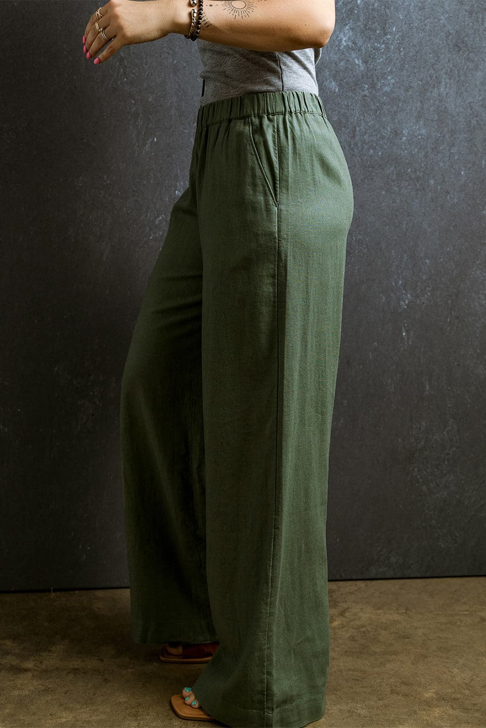 Elastic Waist Wide Leg Pants.