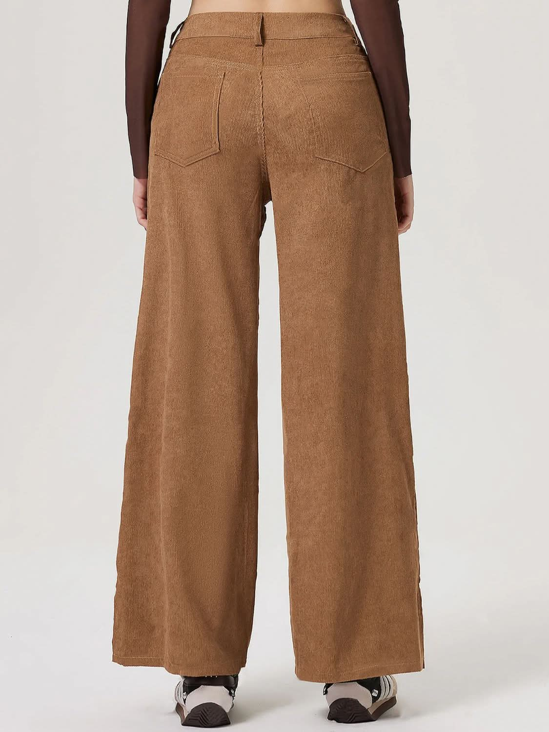 Chic Wide Leg Trousers with Convenient Pockets