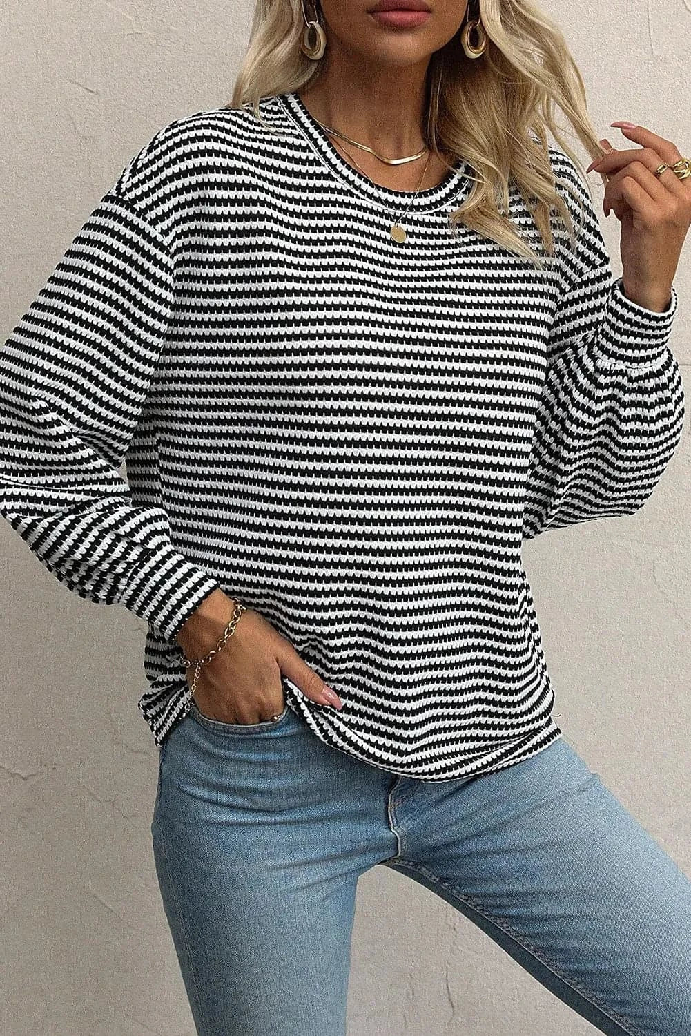 Striped Round Neck Long Sleeve TopFeatures: Basic style
Sheer: Opaque
Stretch: Slightly stretchy
Material composition: 97% polyester, 3% elastane
Care instructions: Machine wash cold. Tumble dry low.Love Salve Striped Round Neck Long Sleeve TopShirts