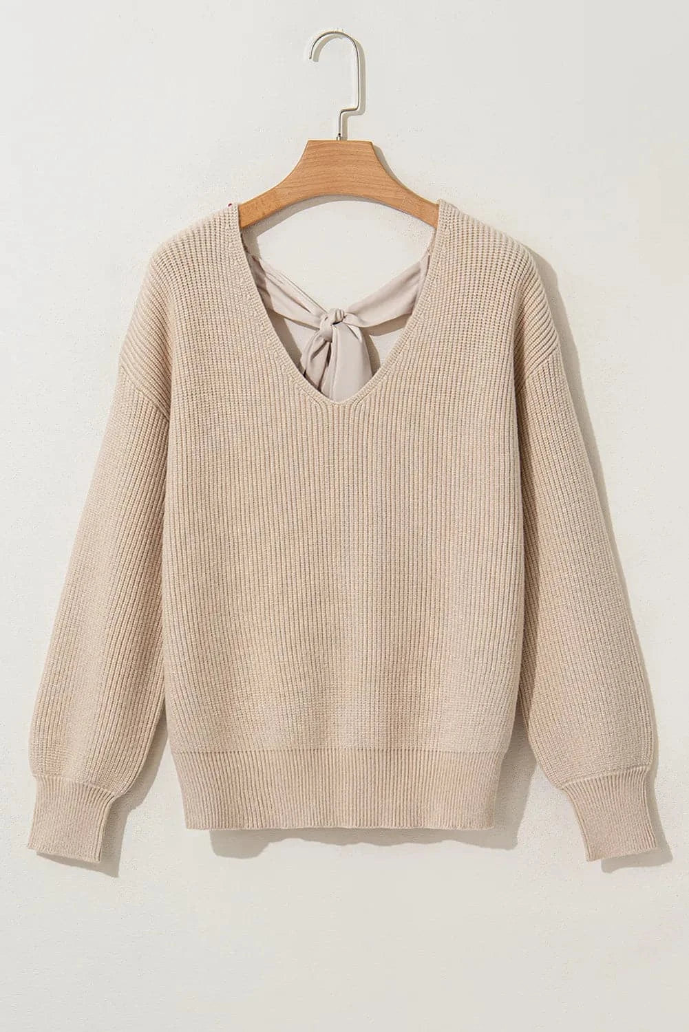 Chic tied v-neck long sleeve knit sweater