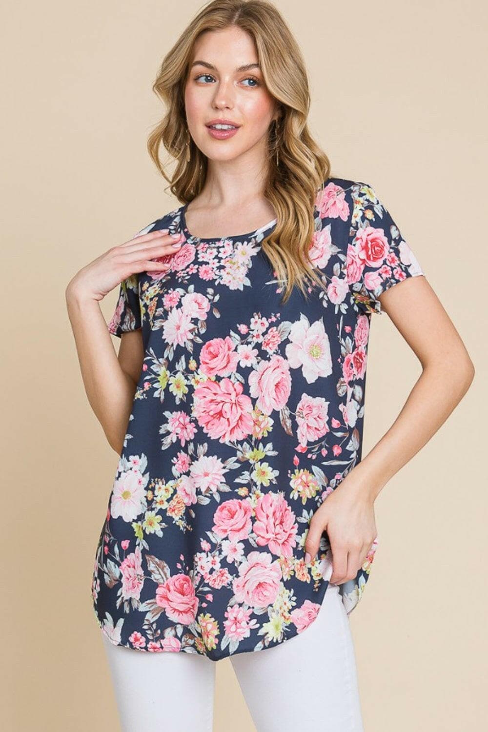 BOMBOM Floral Round Neck Short Sleeve T-Shirt.