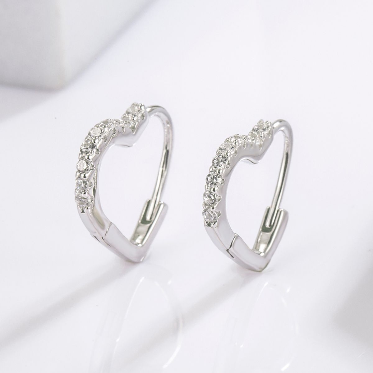 925 Serling Silver Zircon Heart Shape Earrings Coco’s Tee Boutique