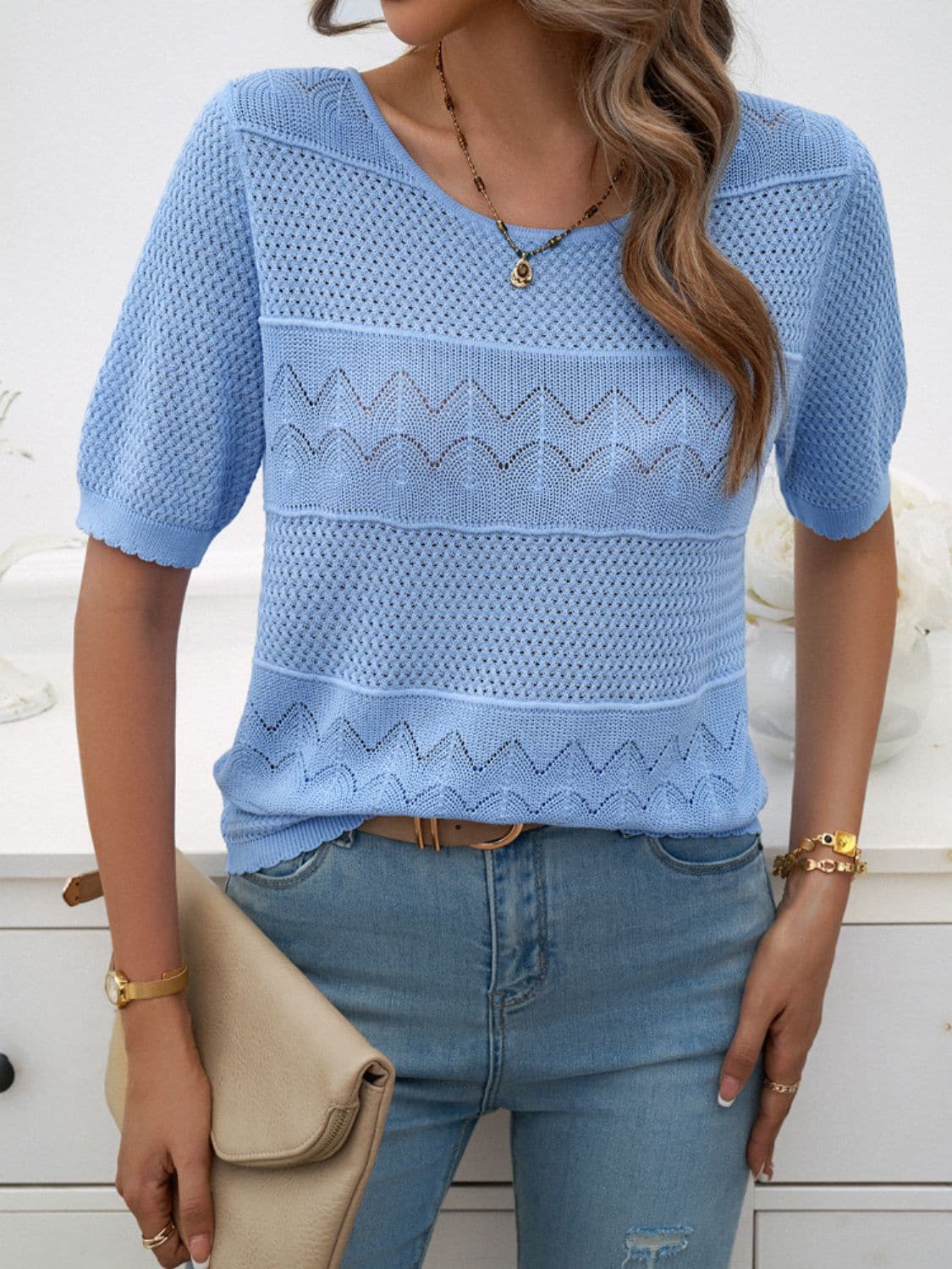 Round Neck Half Sleeve Knit Top.