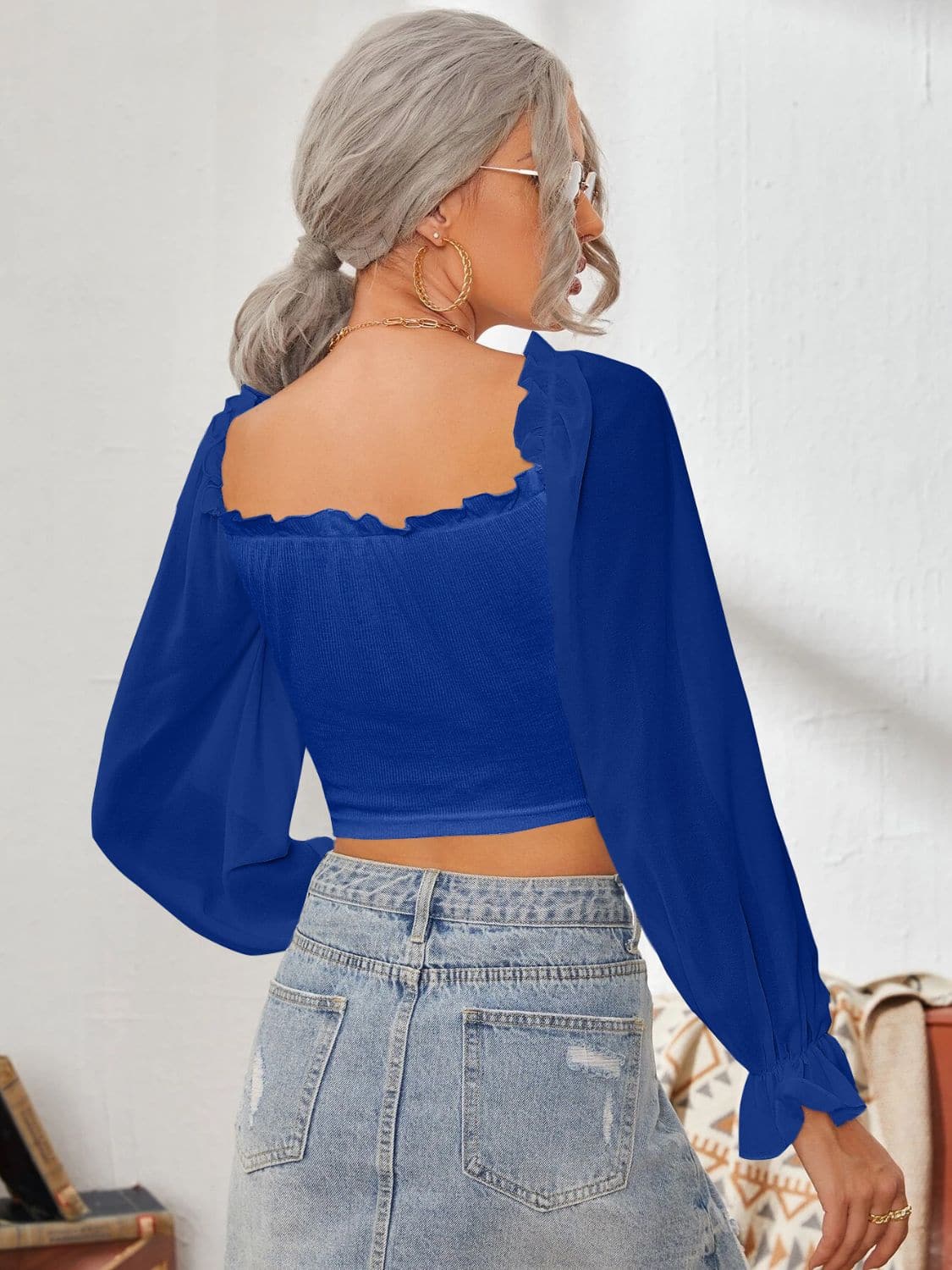 Mesh Sweetheart Neck Flounce Sleeve Top.