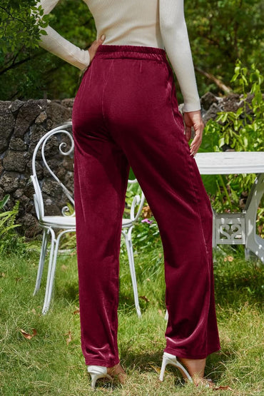 Chic Velvet Wide-Leg Trousers with Functional Pockets