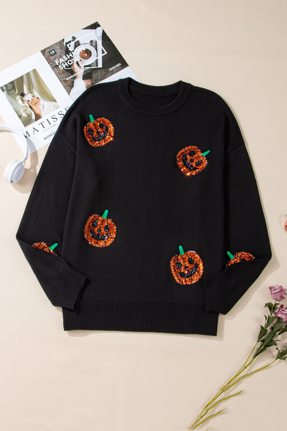 Chic black plus size sequined pumpkin sweater for Halloween celebrations