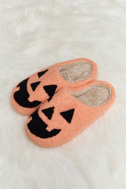 Melody Printed Plush Slide Slippers.