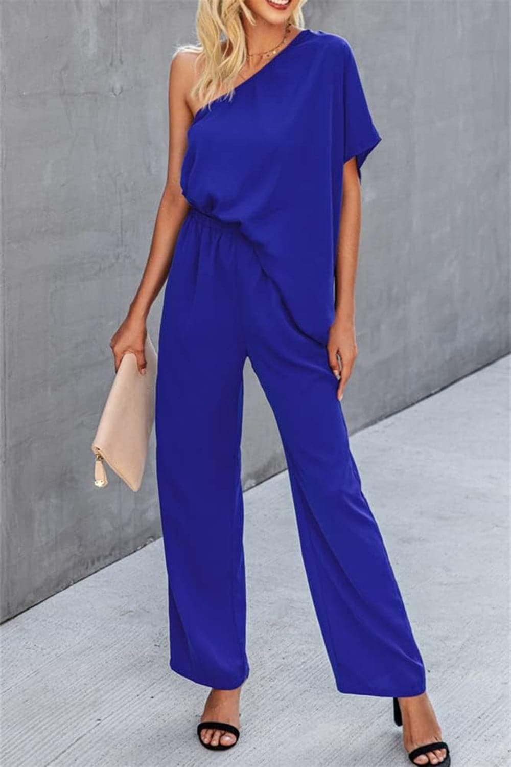 Single Shoulder Short Sleeve Jumpsuit.