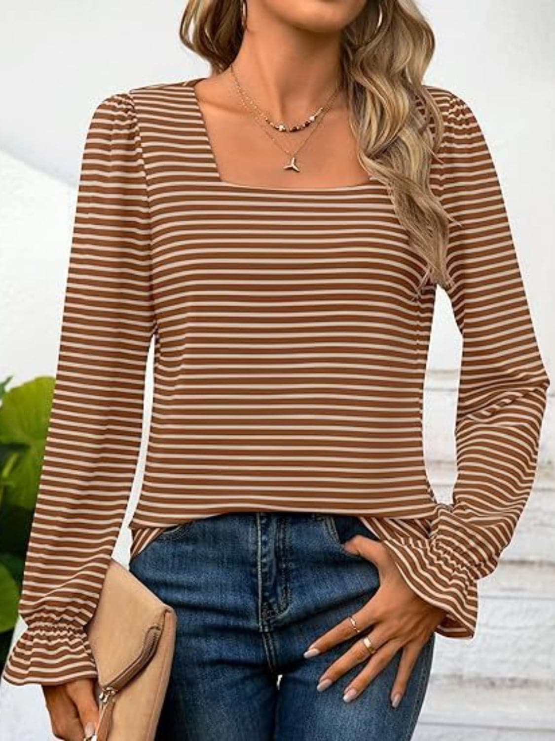 Striped Square Neck Flounce Sleeve TopFeatures: Ruffled
Sheer: Opaque
Stretch: No stretch
Material composition: 100% polyester
Care instructions: Machine wash cold. Tumble dry low.
Imported


Size
US
BusLove Salve Striped Square Neck Flounce Sleeve TopShirts