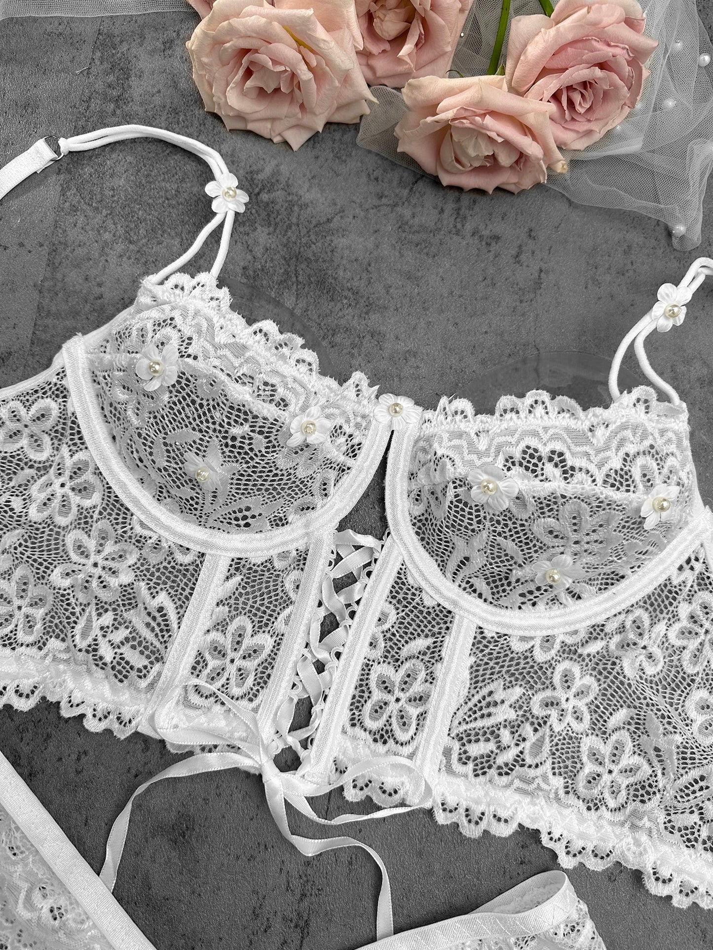 White Pearls Small Flower Lace Lingerie Set for Women