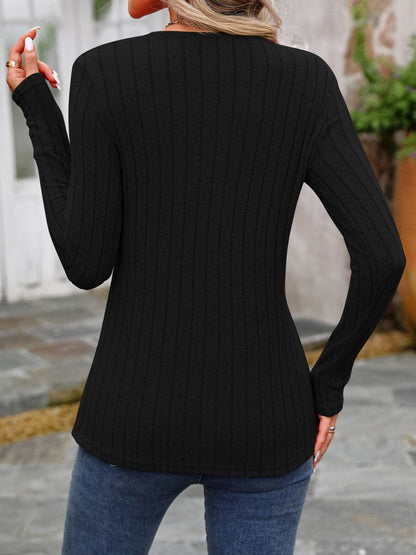 Elegant long sleeve tee with buttons