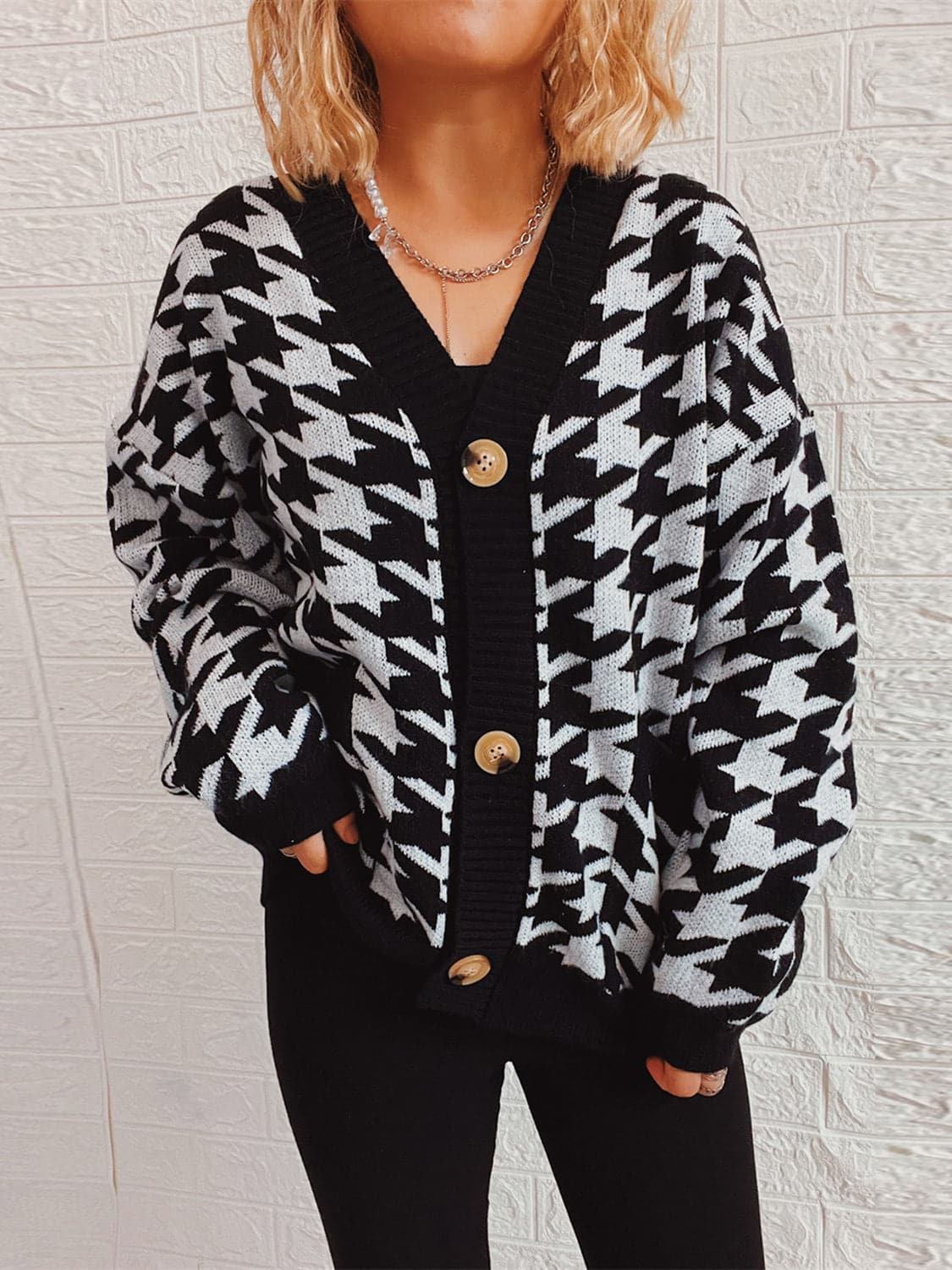 Houndstooth Botton Front  Cardigan with Pockets.