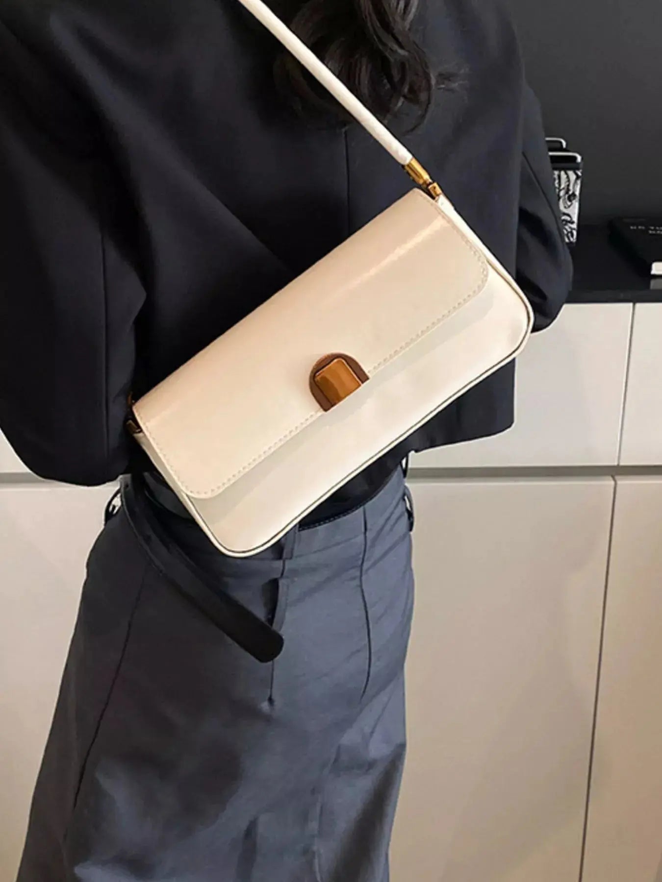 Retro Style Leather Shoulder Bag Simply Love