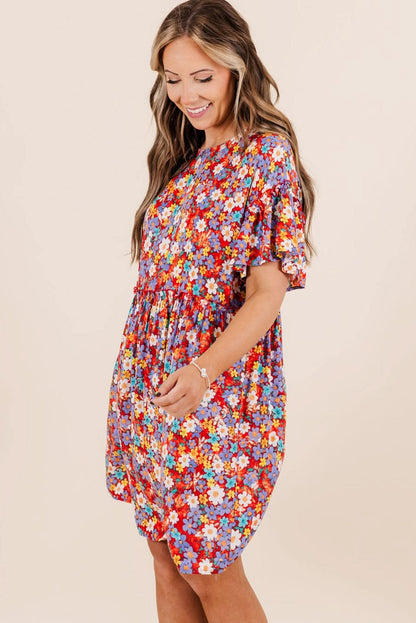 Floral Fantasy Plus Size Shift Dress with Short Ruffle Sleeves