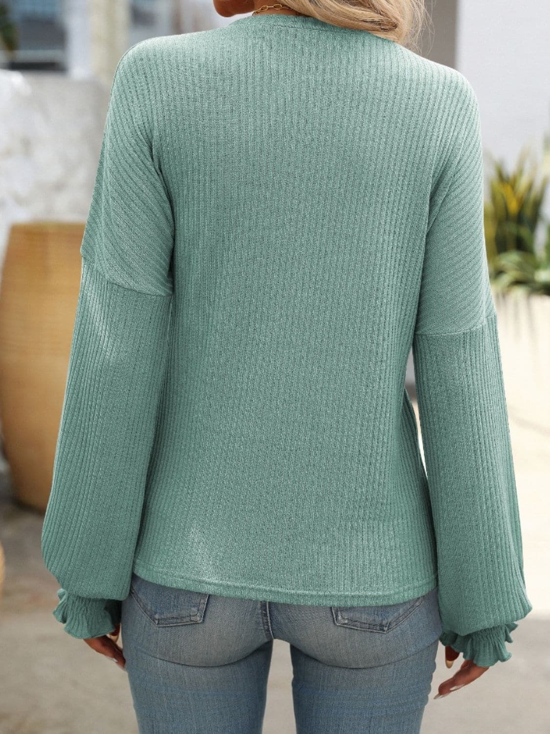 Ribbed Round Neck Long Sleeve T-Shirt.