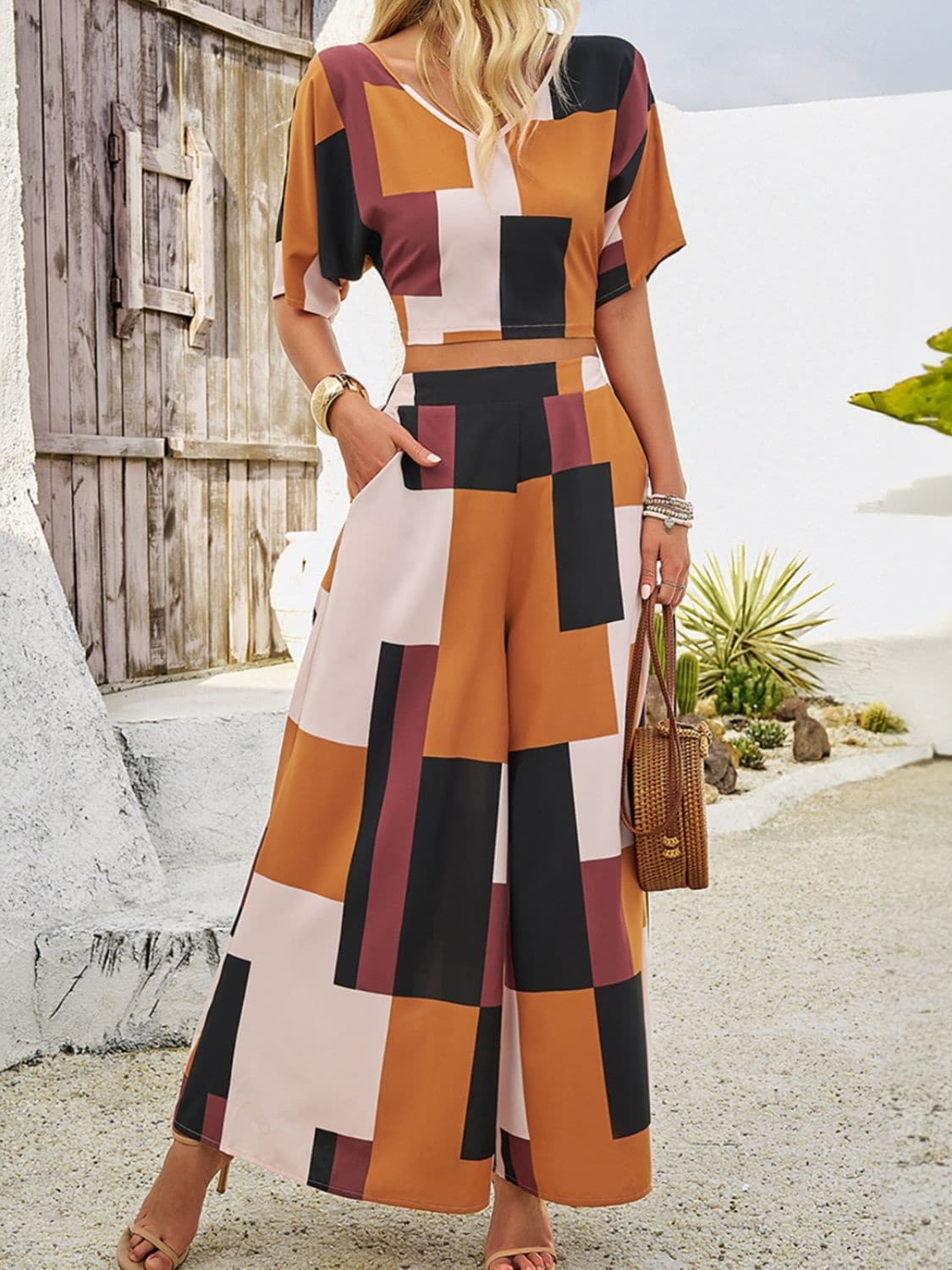 Color Block V-Neck Top and Wide Leg Pants Set.