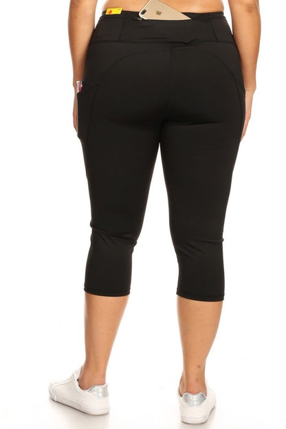 Elevate your workout with high waist pocket capri leggings