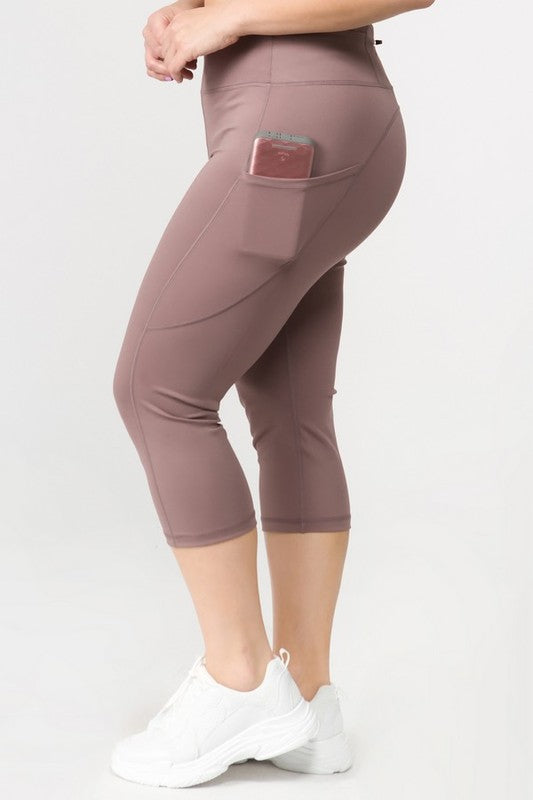 Elevate your workout with high waist pocket capri leggings