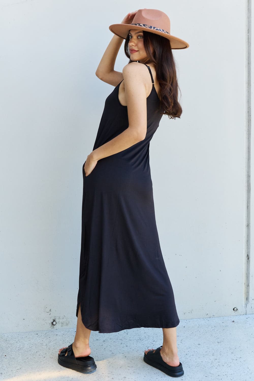 Ninexis elegant black side slit maxi dress