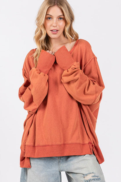 Mineral wash oversized sweatshirt with stylish side slits